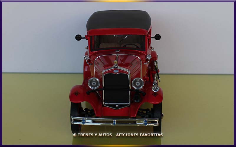 Ford Model A - Motor City Classics 1/18